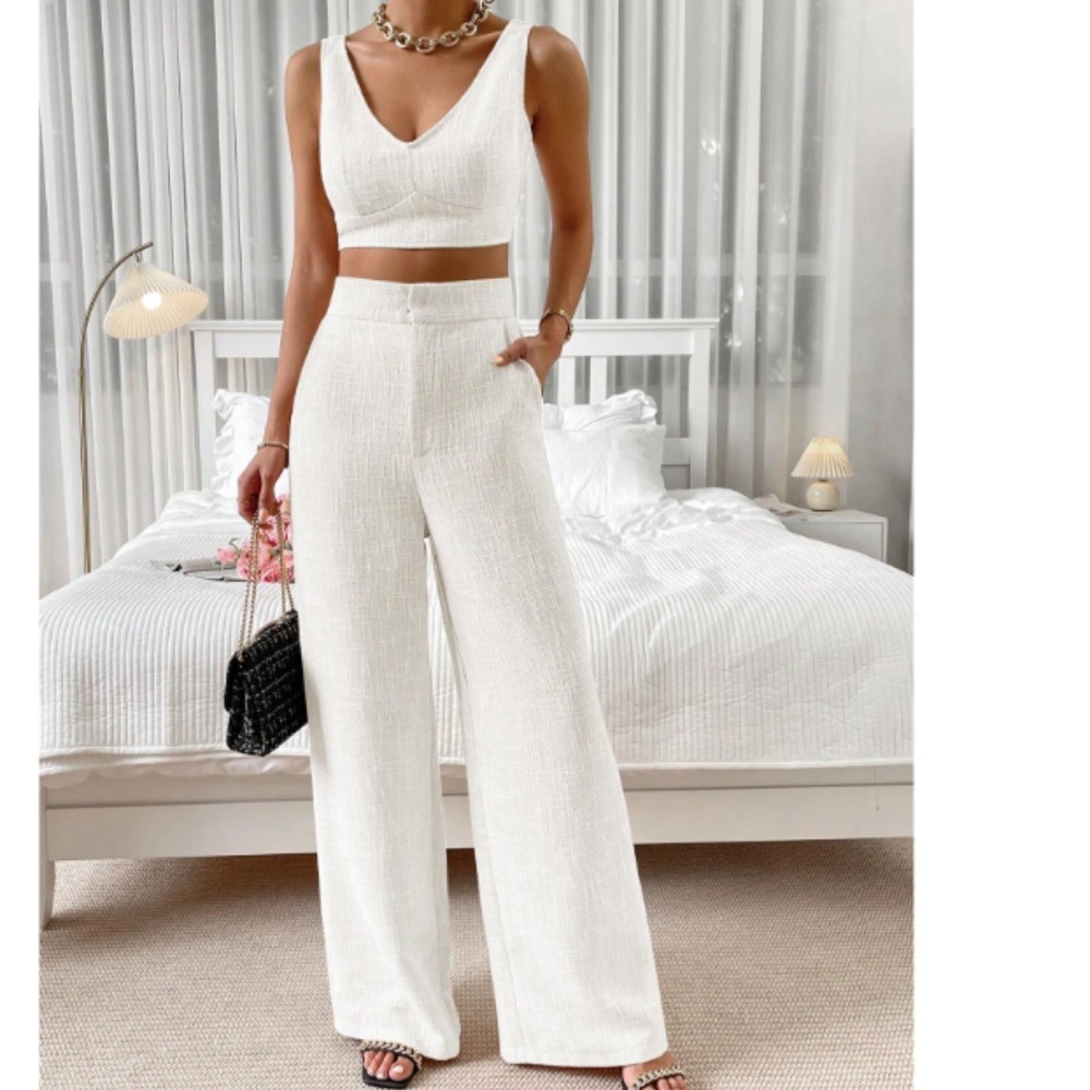 Two Piece Set: Privé Solid Tank Top & Wide Leg Pants